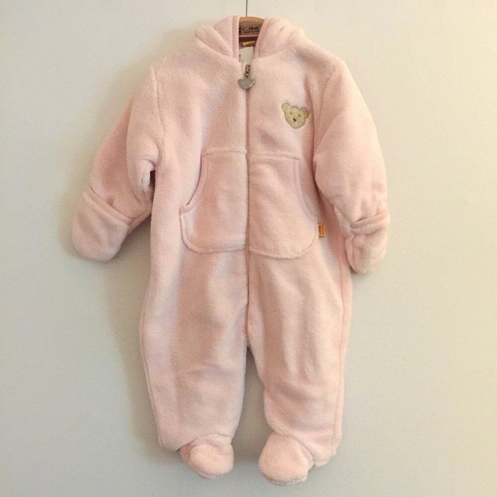 Baby's cozy pink sleeper zip up, Infant Size 2 Mos. NEW